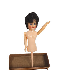 Vintage Sleepy Blue Eyed & Torso Cake Pic F L 6020H Hong Kong